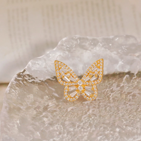 Exquisite Kupfer Vergoldete Schmetterlings Brosche Für Damen Elegante Zirkonia Eingelegte Nadel Für Anzug Kleid Mode Schmuck