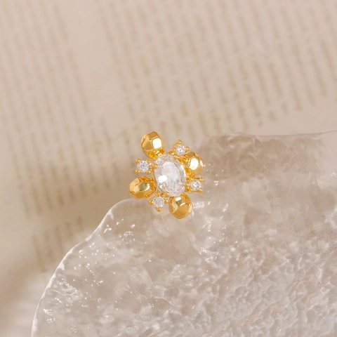 Lussuosa Spilla in Rame con Zirconia Geometrica Rombica per Donna Placcata Oro 18K Spilla Anti-Esposizione Gioielli Moda