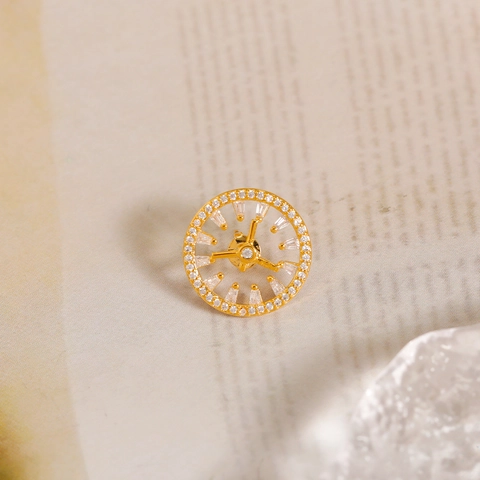 Luxus Kupfer Brosche Geometrisch Rund Hohl Mit Zirkonia Uhr Design 18K Vergoldet Fixierung Pin Schmuck Für Damen