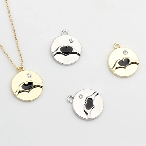Alloy Round Hand Heart Pendant With Rhinestone Black Enamel Hand Gesture Charms For DIY Necklace Bracelet Jewelry Making