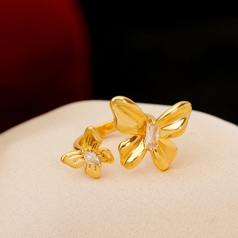 Bague ouverte élégante double papillon pour femme réglable en cuivre et zircone plaqué or 18K bijoux de doigt tendance
