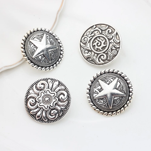 Vintage Zinc Alloy Metal Shank Buttons Star Floral Pattern Antique Silver Embossed Pendants For DIY Jewelry Making Crafts