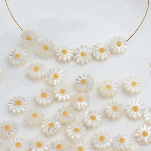 Natürliche Meeresmuschel Gänseblümchen Blumenperlen Handgeschnitzt Weißer Perlmutt Spacer Perlen Für DIY Schmuckherstellung Halsketten Armbänder Ohrringe Basteln
