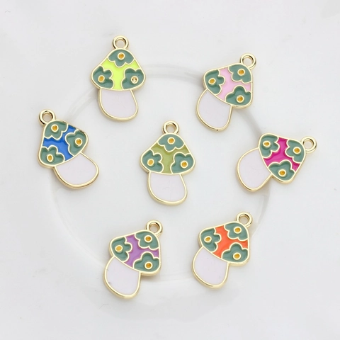 Lindos Dijes de Seta de Esmalte Con Patrón de Flores Aleación Chapada en Oro Mini Colgantes para Creación de Joyas DIY Pendientes