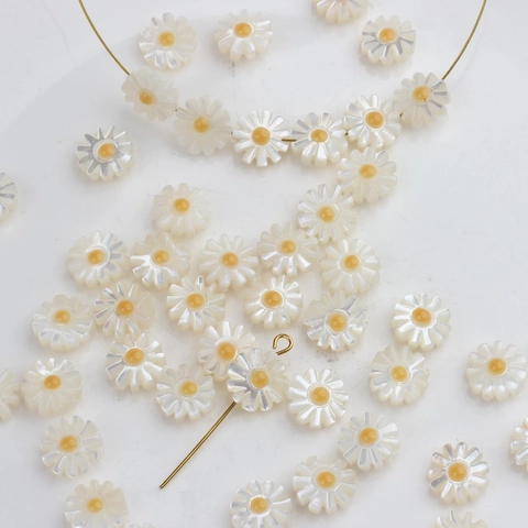 Natürliche Meeresmuschel Gänseblümchen Blumenperlen Handgeschnitzt Weißer Perlmutt Spacer Perlen Für DIY Schmuckherstellung Halsketten Armbänder Ohrringe Basteln