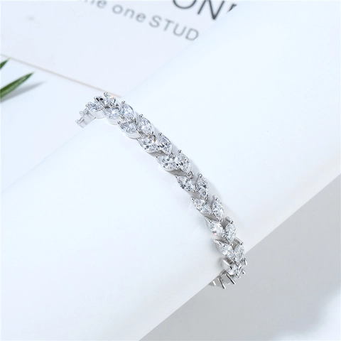 Bracciale a Foglia di Zirconia Taglio Marquise Elegante Catena in Rame Placcato Oro Argento Gioielli da Donna Matrimonio