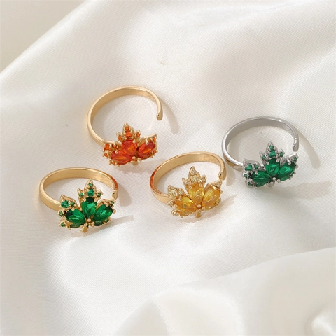 Squisito Anello Aperto in Rame con Foglia d'Acero e Strass per Donna Regolabile Stile Autunnale Gioielli di Moda Regalo