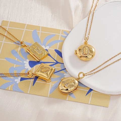 Collar de Relicario de la Virgen María para Mujeres Hombres Chapado en Oro Acero Inoxidable Religioso Colgante de Foto Joyería Regalo