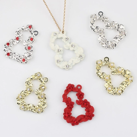Vintage Alloy Gourd Floral Wreath Hollow Pendant DIY Jewelry Making Rhinestone Artificial Pearl Necklace Bracelet Accessory