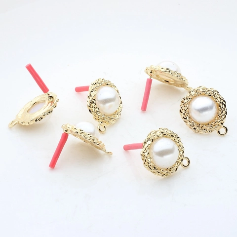 Apprêts pour Boucles d'Oreilles Clous en Alliage de Zinc Doré Rond avec Perle Artificielle et Boucle pour DIY Bijoux