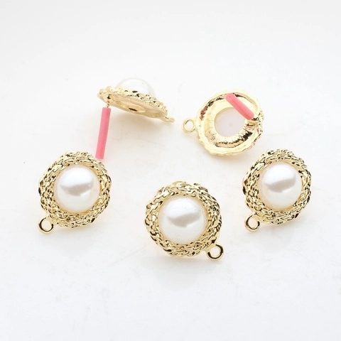Apprêts pour Boucles d'Oreilles Clous en Alliage de Zinc Doré Rond avec Perle Artificielle et Boucle pour DIY Bijoux