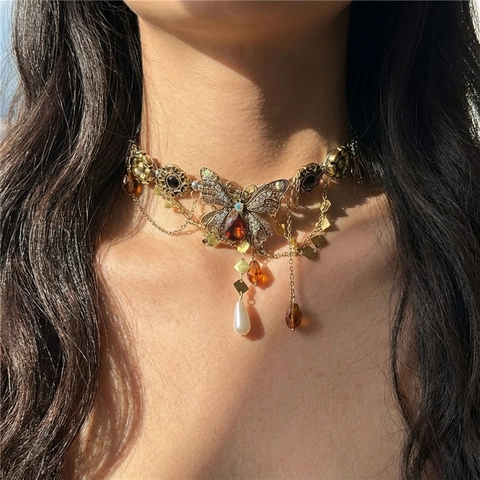 Vintage Butterfly Pendant Necklace For Women Retro Punk Alloy Rhinestone Tassel Choker Multilayer Fashion Jewelry Gift