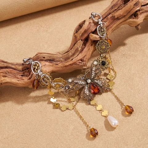 Vintage Butterfly Pendant Necklace For Women Retro Punk Alloy Rhinestone Tassel Choker Multilayer Fashion Jewelry Gift
