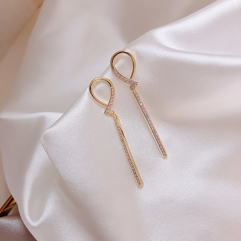 Long Dangle Drop Earrings With 925 Sterling Silver Earring Post Alloy Rhinestone Geometric Twisted Knot Bar Elegant Women