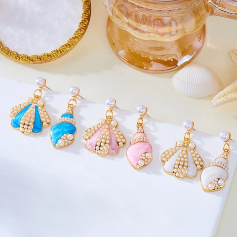 Summer New Ocean Shell Asymmetric Earrings Alloy Enamel Artificial Pearl Conch Drop Earrings For Women Beach Vacation Jewelry