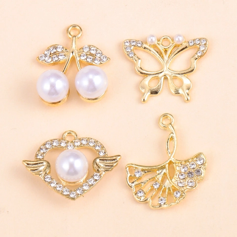 Ciondoli in Lega con Perla Artificiale e Strass Placcati in Oro Ciliegia Farfalla Cuore Foglia di Ginkgo per DIY Creazione di Gioielli