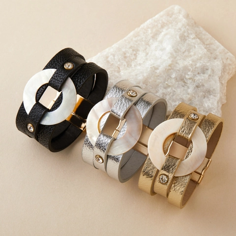 Fashion Multi-Layer Wide PU Leather Bracelet For Women Round Pearl Luster Resin Circle Rhinestone Cuff Magnetic Buckle Jewelry