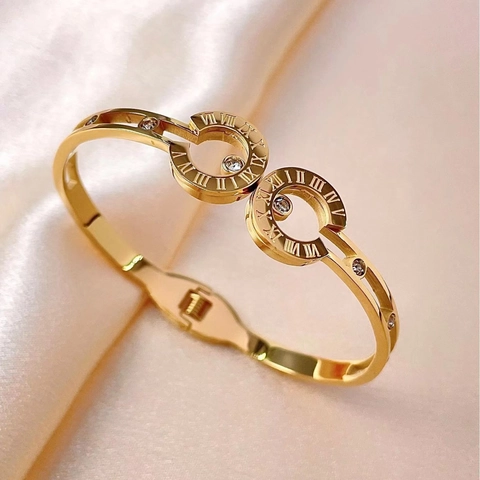 Roman Numeral Hollow Bangle Titanium Steel Bracelet For Women Zirconia Inlaid Gold Rose Gold Silver Tone Luxury Jewelry