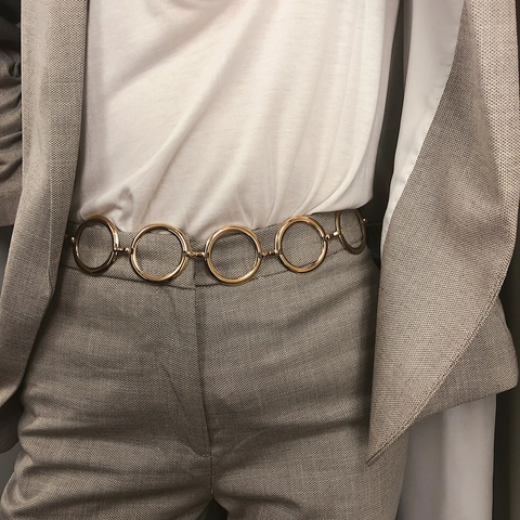 Cintura da Vita a Catena con Anelli Tondi in Metallo Vintage per Donna Catena da Corpo Oro Minimalista Geometrica Regolabile