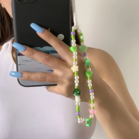 Cordon de Téléphone Perlé à la Main Avec Künstliche Perle Cœur Étoile Champignon Fleur Coloré Bijou de Coque de Téléphone pour Femmes