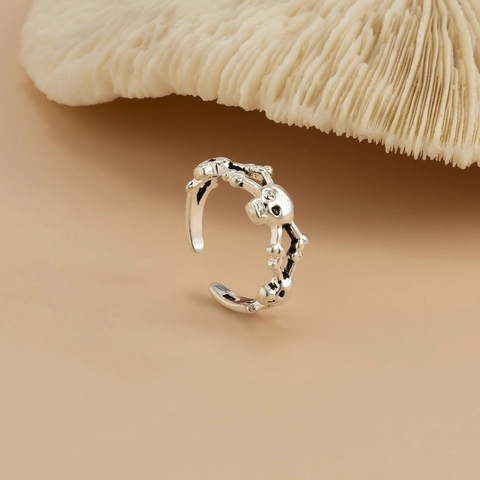 Retro Alloy Skull Skeleton Toe Ring Oxidized Antique Silver Color Open Adjustable Punk Beach Holiday Foot Jewelry For Women