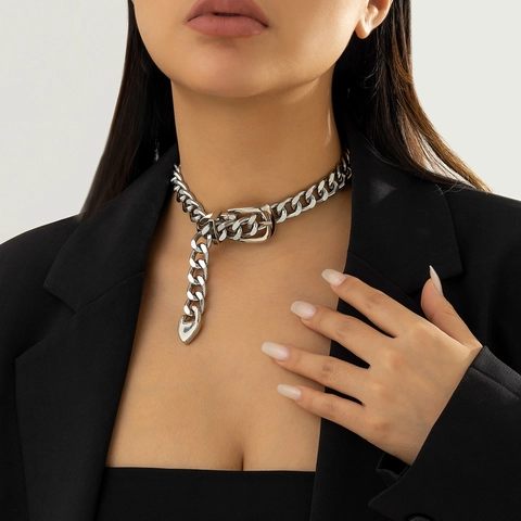 Vintage Minimalist Chunky Chain Necklace For Women Men Retro Belt Buckle Pendant Choker Cold Style Fashion Metal Jewelry