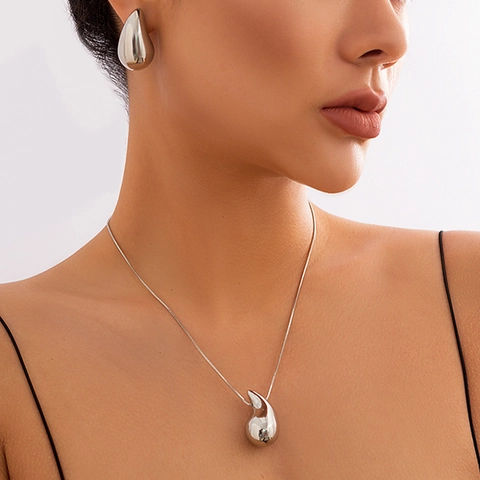 Minimalist Alloy Teardrop Pendant Necklace And Water Drop Stud Earrings For Women Punk Fashion Jewelry Gold Silver Plated