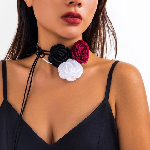 Vintage 3D Rose Flower Choker Necklace For Women Satin Fabric Camellia Lace Up Long Neck Chain Party Jewelry Accessory
