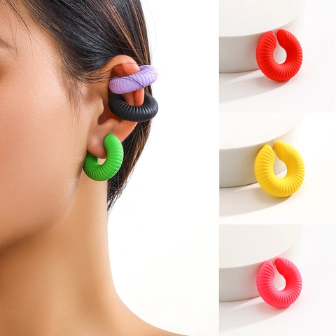 Orecchini a Clip a Forma di C a Costine Minimalisti per Donna Senza Piercing a Spirale a Righe Colorati Galvanizzati