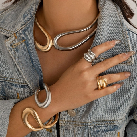 Trendy Alloy Twisted Double Layer Choker Necklace Exaggerated Minimalist Gold Silver Plated Jewelry For Women Punk Cool Style