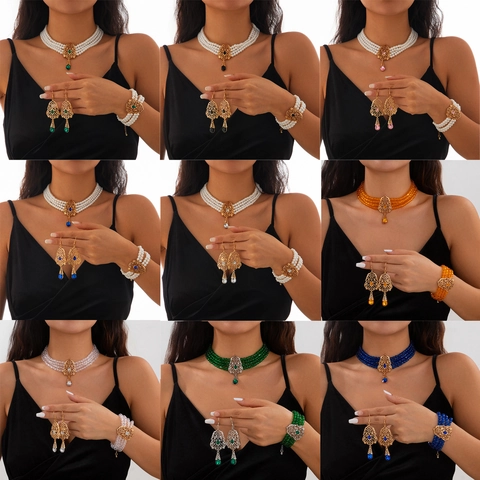 Joyas Vintage de Aleación con Perlas Artificiales de Imitación Collar Pulsera Pendientes para Mujer con Diseño de Flor Hueca y Diamantes de Imitación
