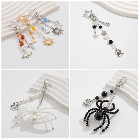 Ensemble de Porte-clés Araignée Gothique Étoile Lune Guitare Pour Hommes Femmes Alliage Cristal Künstliche Perle Perlé Punk Rock Pendentif Sac