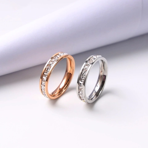 Orecchini in Acciaio Inossidabile a Doppia Fila di Strass Quadrati per Donna Oro Rosa Argento Anello Eternity Gioielli da Coppia