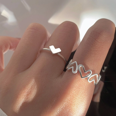 Bague Ouverte Cœur Creux Minimaliste pour Femme Alliage Électroplaqué Couleur Argent Bague Réglable Bijoux Empilables de Personnalité