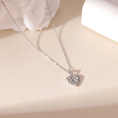 Stainless Steel Monstera Leaf Heart Pendant Necklace Minimalist Gold Silver Rhinestone Necklace For Women Commuter Jewelry