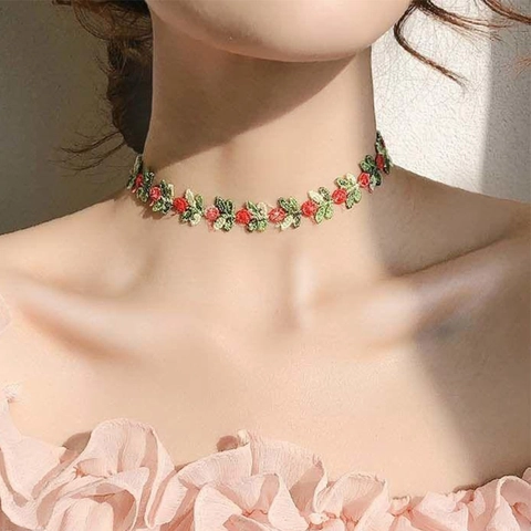 Vintage Frisch Wald Stil Blumen Stickerei Kropfkette Für Damen Süß Handgefertigt Spitze Stoff Gänseblümchen Halsband Einstellbar Legierung Verschluss Schmuck Geschenk