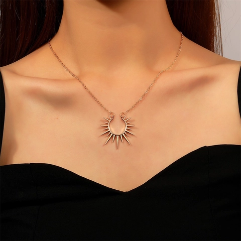 Sonnenblumen Anhänger Halskette Retro Legierung Metall Spike Schlüsselbein Kette Himmlischer Schmuck Damen