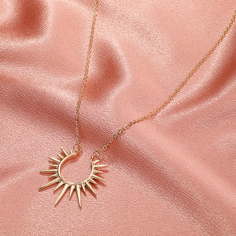 Sonnenblumen Anhänger Halskette Retro Legierung Metall Spike Schlüsselbein Kette Himmlischer Schmuck Damen