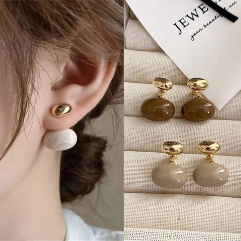 Vintage French Style Caramel Glazed Oval Stud Earrings For Women High-end Alloy Resin Geometric Jewelry Autumn Winter Accessary