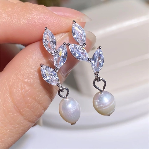 Elegante Kupfer Geometrische Ohrhänger Für Damen Künstliche Perle Strass Dangle Ohrringe Für Hochzeit Party Schmuck Geschenk