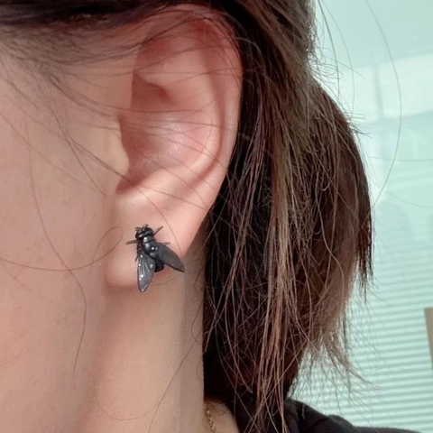 Funny Realistic Simulation Fly Shaped Resin Stud Earrings With Copper Earring Post Quirky Insect Jewelry For Party Women Men