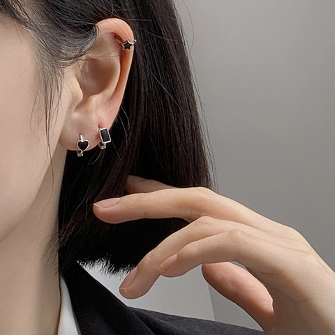 Schwarze Geometrische Huggie Ohrringe Im Koreanischen Stil Für Damen Und Herren Minimalistisch Silberstift Emaille Schmuck