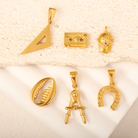 Pendentif DIY en Acier Inoxydable Plaqué Or Accessoire de Collier Pour Femmes Filles Compas Règle Coquillage Fer à Cheval Design
