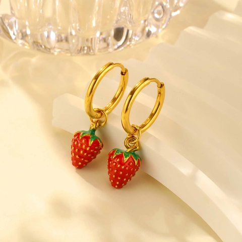 Stainless Steel Cute Strawberry Pendant Drop Earrings For Women Gold Plated Enamel Fruit Style Fashion Jewelry Gift