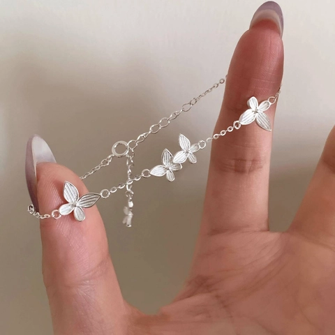 Korean Style Silver Plated Butterfly Bracelet For Women Dainty Dangle Butterfly Chain Bracelet Minimalist Jewelry Gift