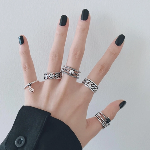 Anillo Abierto Ajustable de Cobre Vintage para Mujer Estilo Punk Minimalista Cara Sonriente Forever Good Luck Anillo Grabado