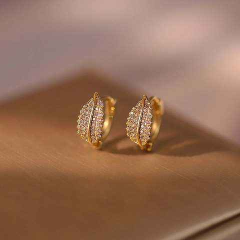 French Vintage Leaf Hoop Earrings For Women Micro Inlaid Zirconia Copper Gold Silver Plated Elegant Botanical Jewelry Gift
