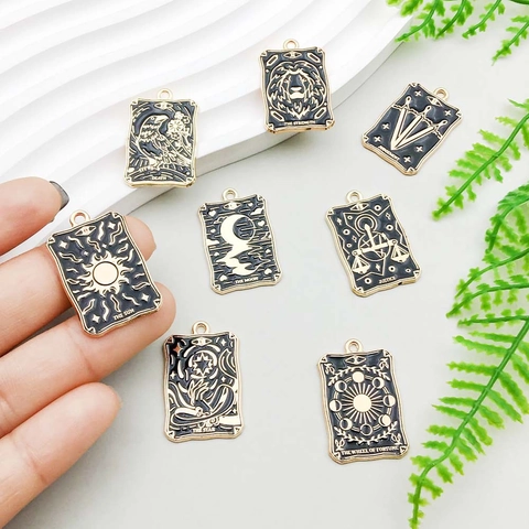 Pendentifs de Cartes de Tarot Mystiques en Alliage de Zinc Charmes Émaillés Goutte d'Huile pour Fabrication de Bijoux DIY