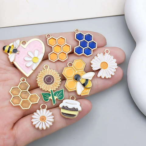 Enamel Bee Honeycomb Charms Alloy Sunflower Daisy Pendants For DIY Jewelry Making Bracelets Necklaces Animal Flowers Mixed Charms