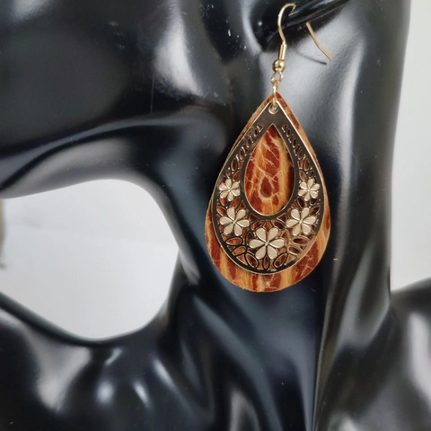 Vintage Bohemian Leather Teardrop Earrings Alloy Hollow Flower Pattern Double Layered Ethnic Style Jewelry Earrings For Women